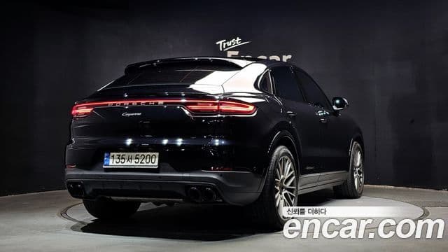 Porsche Cayenne (PO536) 3.0 купе Platinum Edition, 2022 2