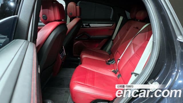 Porsche Cayenne (PO536) 3.0 купе Platinum Edition, 2022 12
