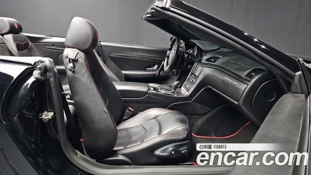 Maserati 그란카브리오, 2012 11