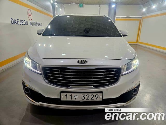 Kia All New Carnival Prestige, 2016 1