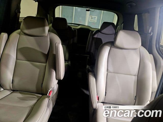 Kia All New Carnival Prestige, 2016 14