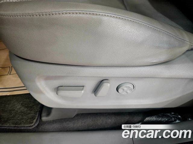 Kia All New Carnival Prestige, 2016 18