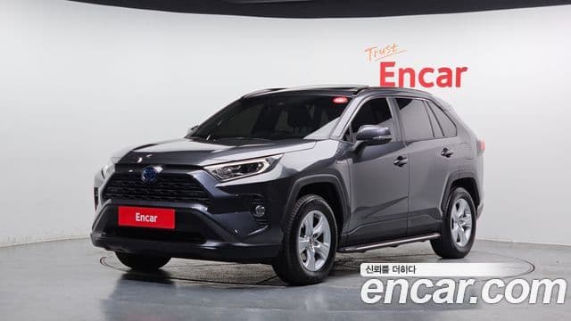 Toyota RAV4 5세대, 2020 1