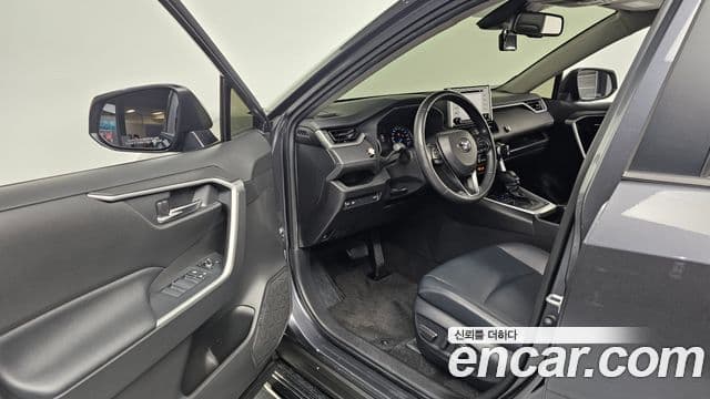 Toyota RAV4 5세대, 2020 10