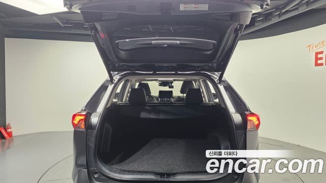 Toyota RAV4 5세대, 2020 20