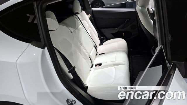 Tesla модель Y, 2024 12