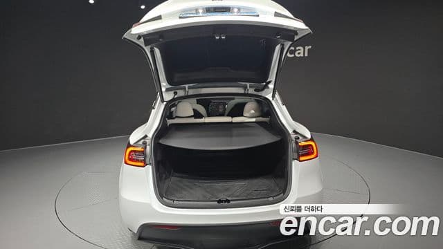 Tesla модель Y, 2024 20