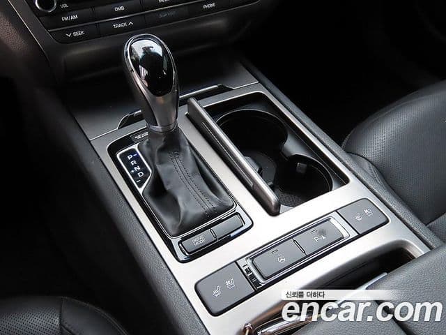Hyundai Genesis DH Modern, 2015 10