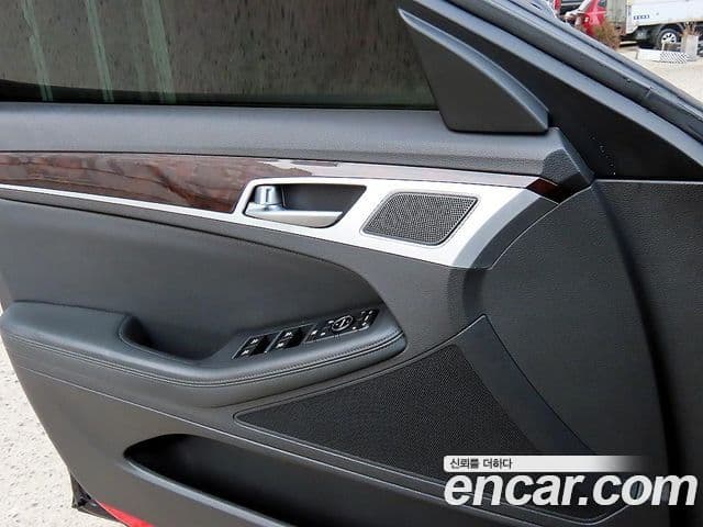 Hyundai Genesis DH Modern, 2015 11