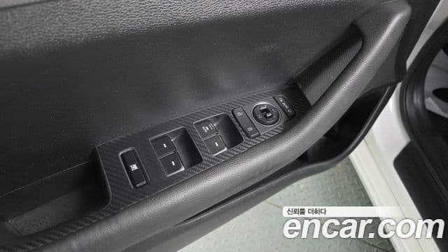 Hyundai LF Sonata Style, 2016 16