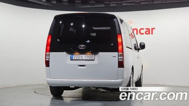 Hyundai Staria Modern, 2022 4