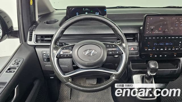 Hyundai Staria Modern, 2022 13