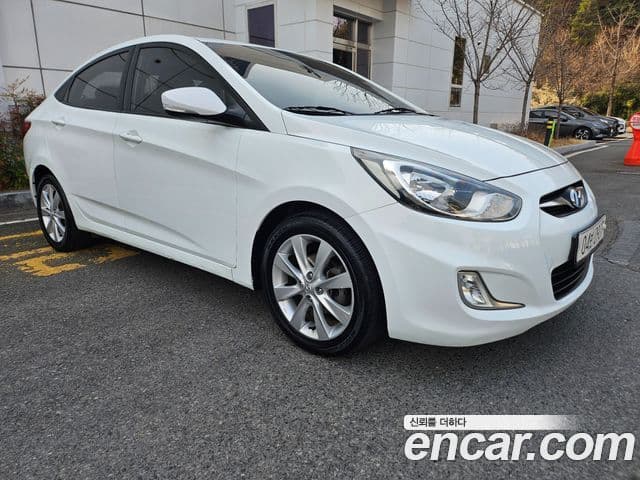 Hyundai Accent(новый кузов / новое поколение) Premium, 2013 2