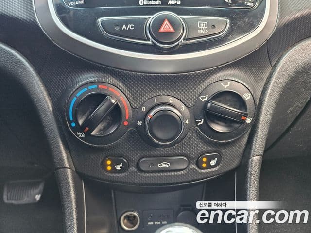 Hyundai Accent(новый кузов / новое поколение) Premium, 2013 15