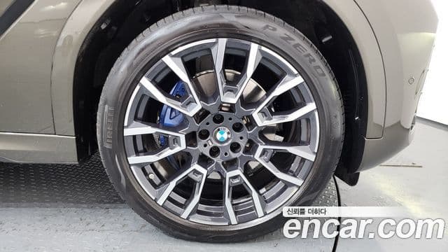 BMW X6 (G06) xDrive40i M Sport, 2024 все фото