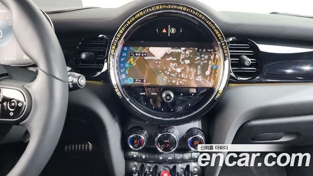 Mini Cooper S 3세대, 2024 14