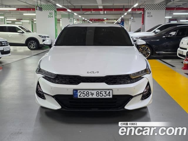 Kia K5 3세대 Prestige, 2023 2