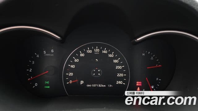 Kia New Sorento R TLX, 2014 8