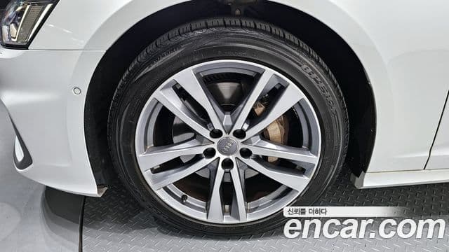 Audi A6 (C8) Premium, 2020 все фото