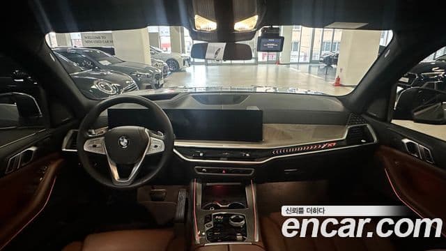 BMW X7 (G07) xDrive 40d Design Pure Excellence 6인승, 2023 7