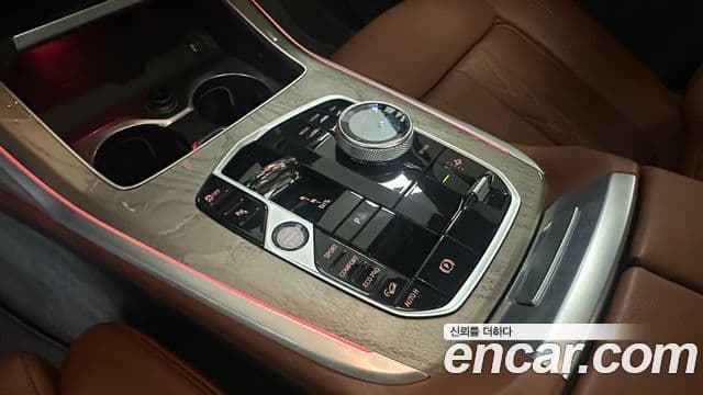 BMW X7 (G07) xDrive 40d Design Pure Excellence 6인승, 2023 9