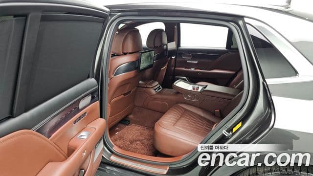 Genesis G90 (RS4) бензин 3.5 турбо AWD, 2022 13