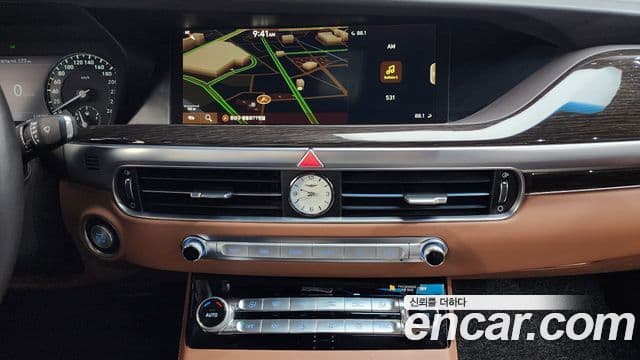 Genesis G90 Luxury, 2019 15