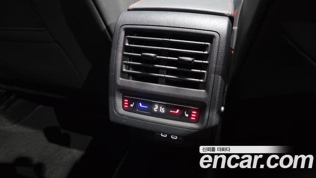 Volkswagen Гольф 8세대 2.0 GTI, 2024 19