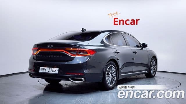 Hyundai Grandeur IG гибрид Exclusive, 2018 2