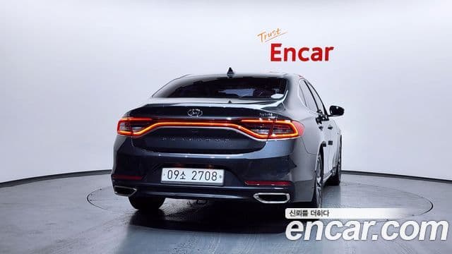 Hyundai Grandeur IG гибрид Exclusive, 2018 4