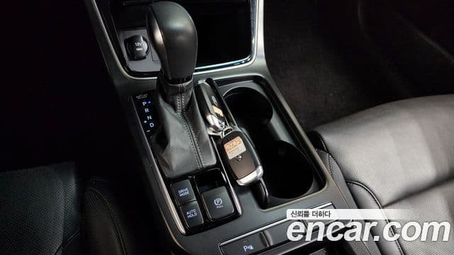 Hyundai Grandeur IG гибрид Exclusive, 2018 9