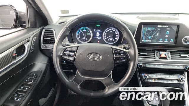 Hyundai Grandeur IG гибрид Exclusive, 2018 13