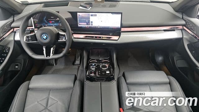 BMW i5 (G60) xDrive 40 M Sport, 2026 7