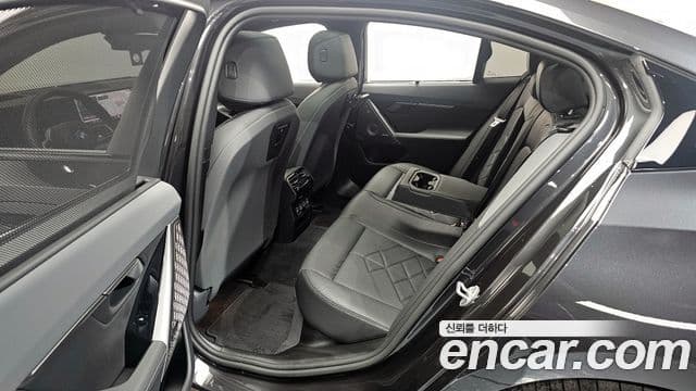 BMW i5 (G60) xDrive 40 M Sport, 2026 11