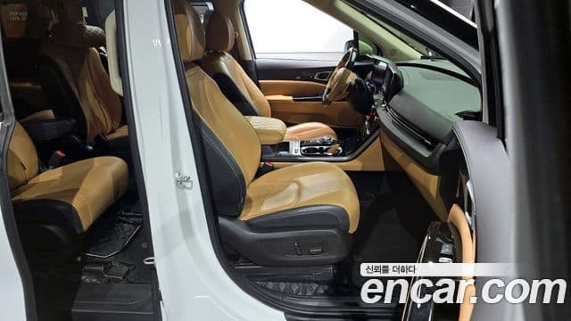 Kia Carnival 4세대 Signature, 2023 11