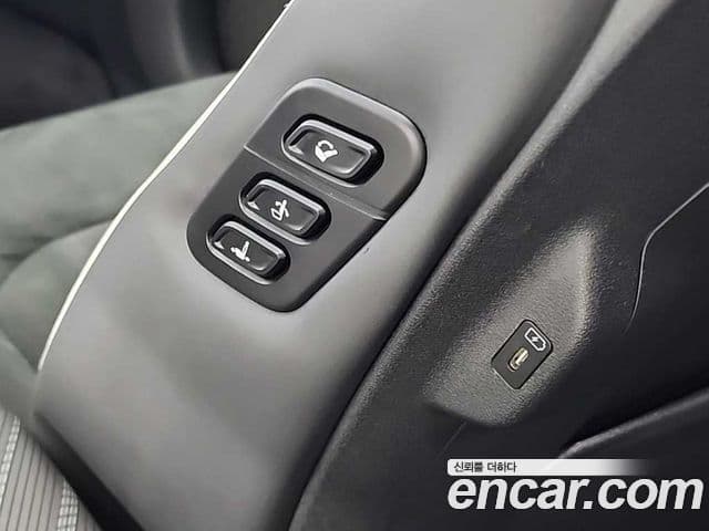 Kia EV6 GT Line, 2024 13