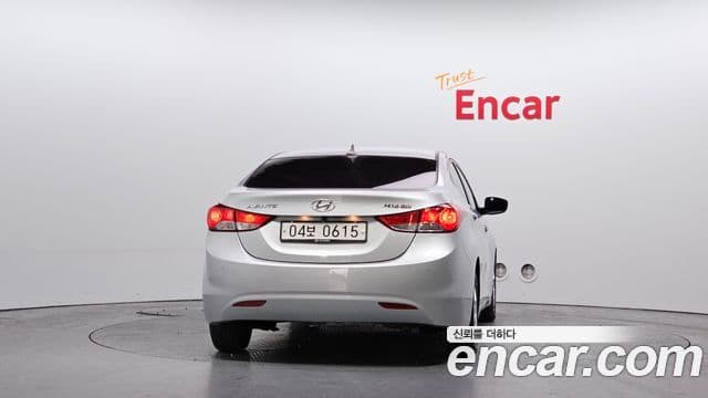 Hyundai Avante MD Luxury, 2012 4