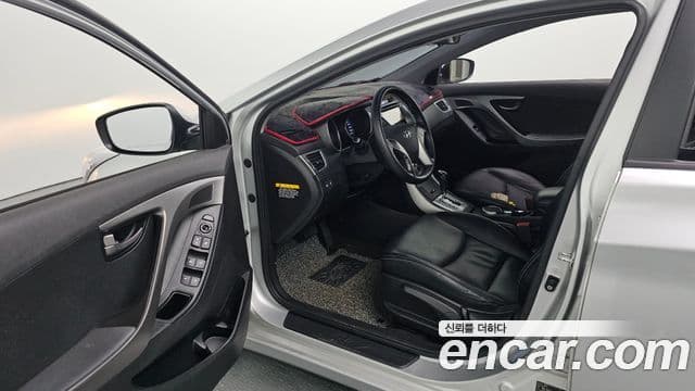 Hyundai Avante MD Luxury, 2012 11