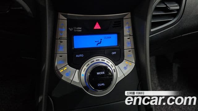 Hyundai Avante MD Luxury, 2012 17