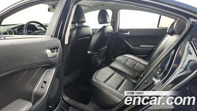 Kia The / новый New K3 Prestige, 2016 12