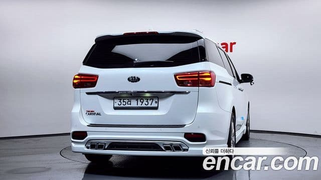 Kia The / новый New Carnival Prestige, 2019 4