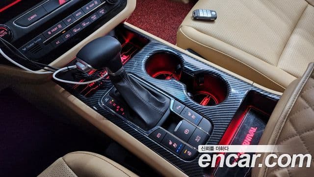 Kia The / новый New Carnival Prestige, 2019 9