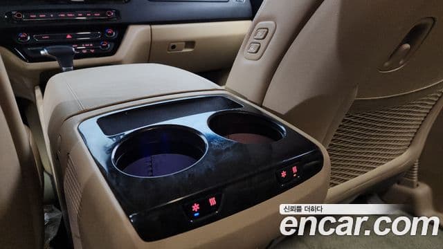 Kia The / новый New Carnival President, 2019 19