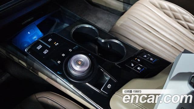 Kia K8 Signature, 2023 9