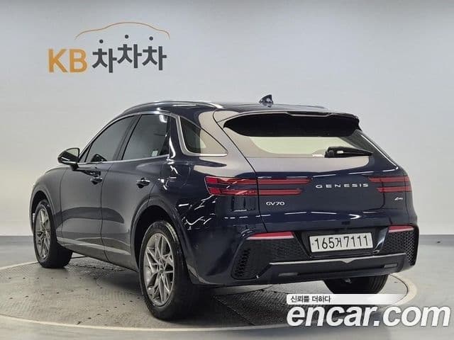 Genesis GV70, 2022 2