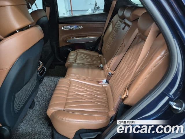 Genesis GV70, 2022 12