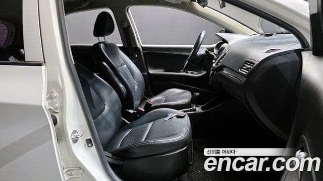 Kia The / новый New Morning Luxury, 2016 10