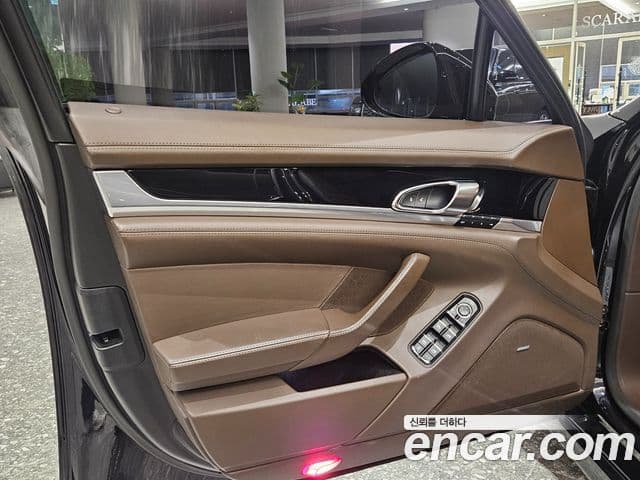 Porsche Panamera 970, 2015 11