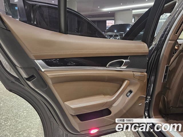 Porsche Panamera 970, 2015 13