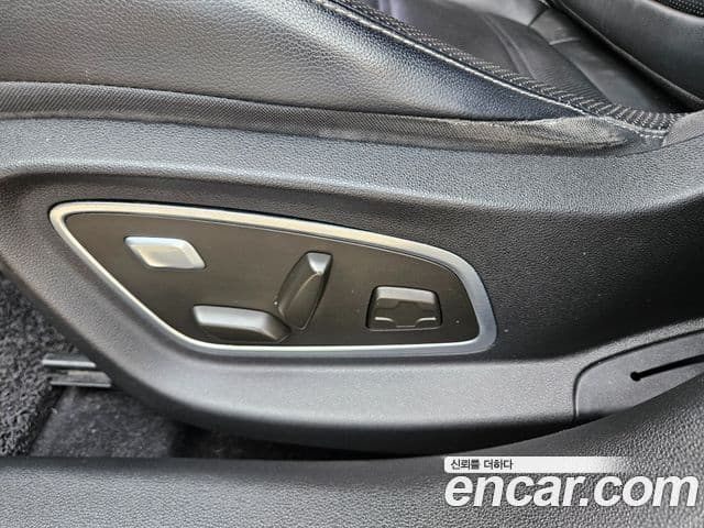 Renault Korea(Samsung) SM6 2.0 LPe RE (для людей с инвалидностью), 2016 18